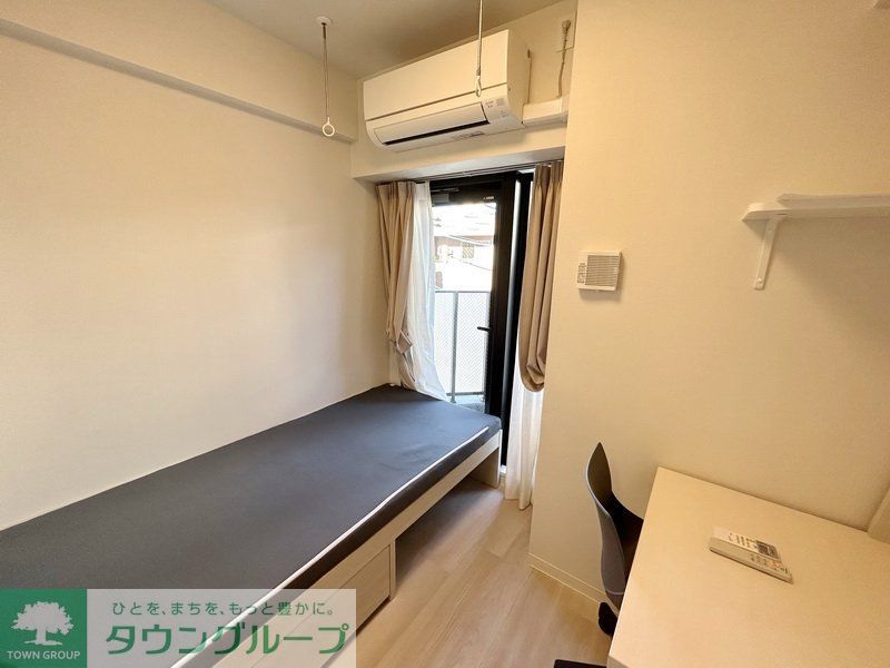 居室・リビング　同物件別部屋写真