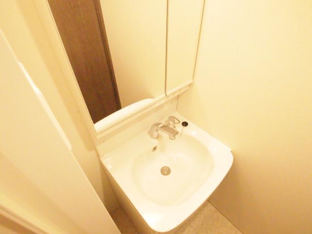 洗面設備　※別室の参考写真の為、現況優先です。