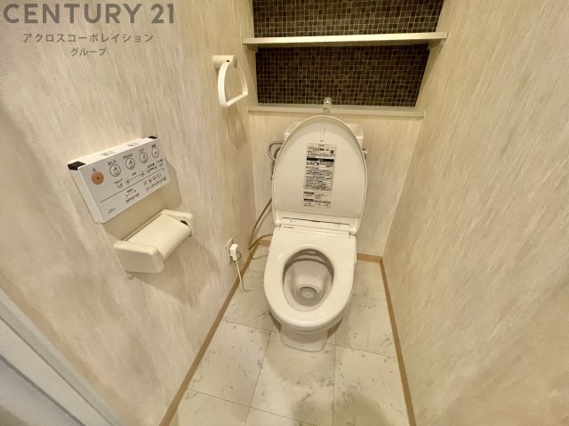 トイレ　シンプルで機能的なトイレです☆