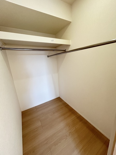 収納　ウォークインクローゼット