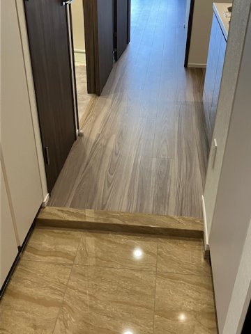 玄関　収納もある玄関です