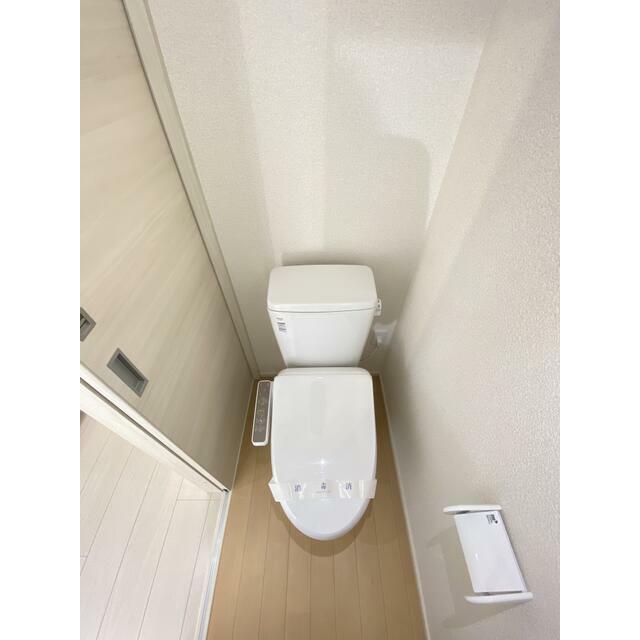 トイレ　現況優先　※同タイプ別室のお写真です