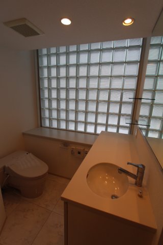 洗面設備　※参考写真