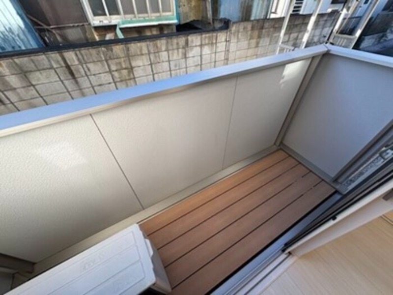 バルコニー　図面と現状に相違がある場合には現状を優先