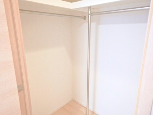 収納　ウォークインクロゼット(洋室約7.6畳)