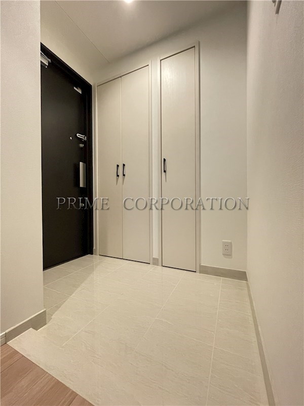 玄関　※参考写真※