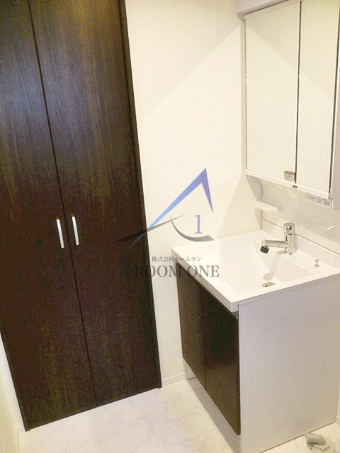 洗面設備　洗面台です。