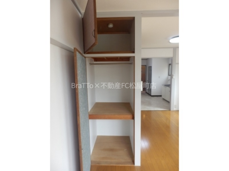 収納　収納（クローゼット、天袋付）