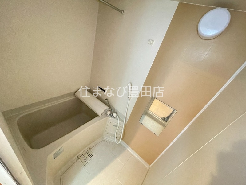 バス・シャワールーム　同型別部屋写真