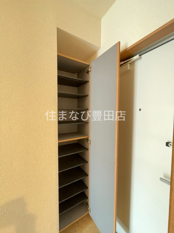 収納　同型別部屋写真