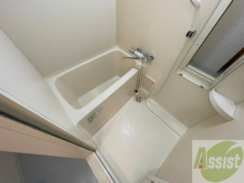 バス・シャワールーム　お風呂です。ゆっくりお風呂につかるのも体に良いですね～