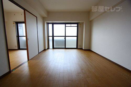 居室・リビング　ゆったり広めのリビング