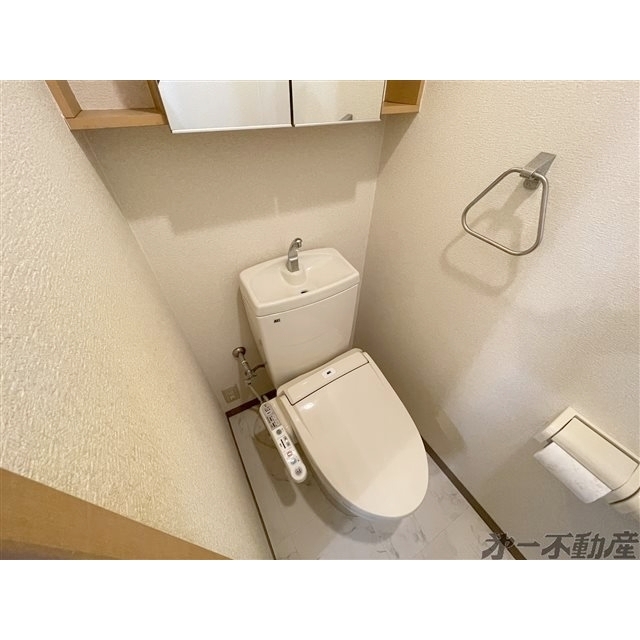 トイレ　トイレ