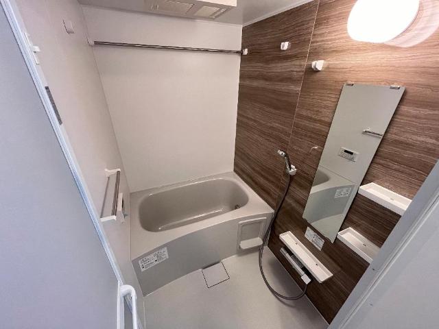 バス・シャワールーム　バス（イメージ）