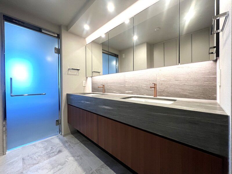 洗面設備　別部屋参考写真