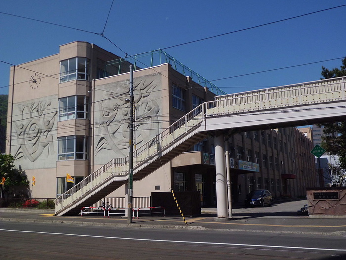 小学校　伏見小学校（小学校）まで350m