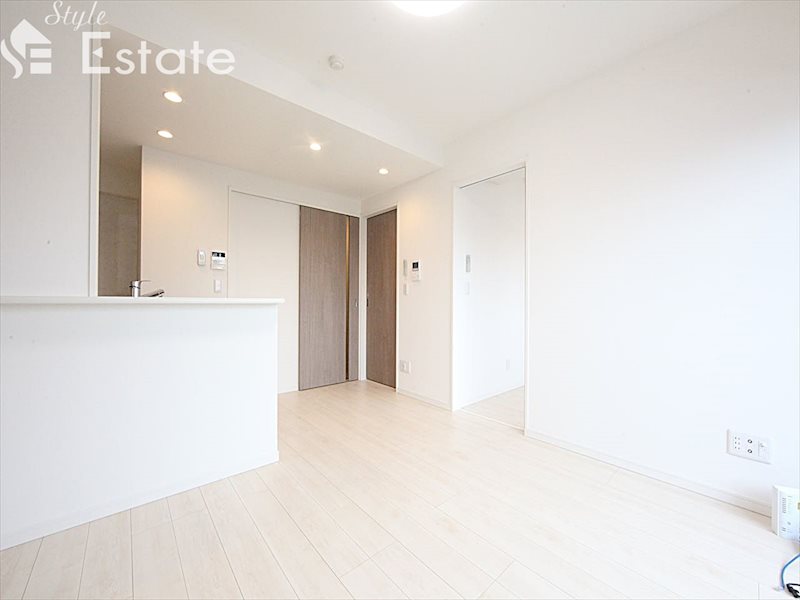 居室・リビング　内装