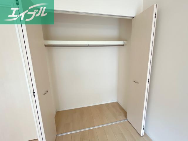 収納　クローゼット