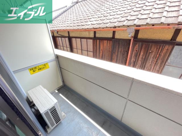 バルコニー　ベランダ