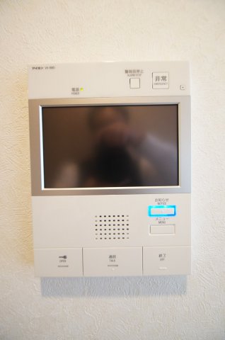 セキュリティ　TVモニター付きインターホン