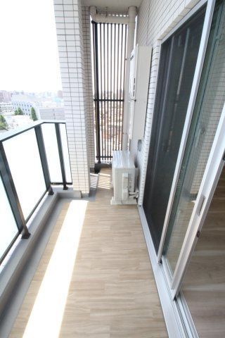 バルコニー　（別タイプ参考写真）ALTERNA十条　北区上十条３