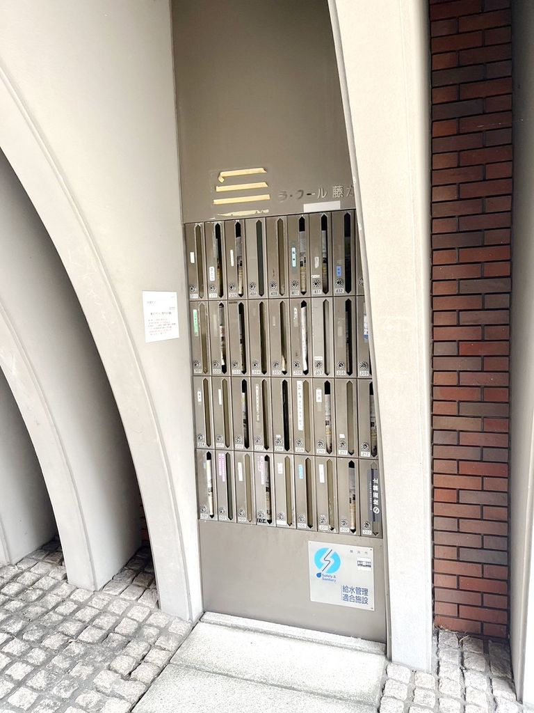 ロビー　エントランス