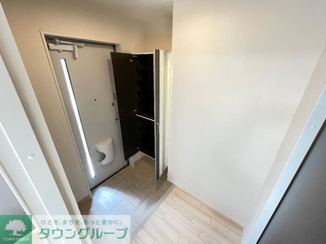 玄関　お問合せはタウンハウジングまで！※現地待合わせ相談可能