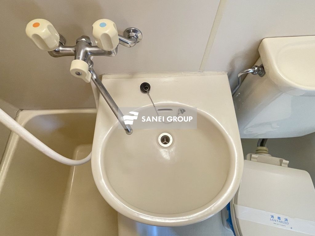 洗面設備　同仕様