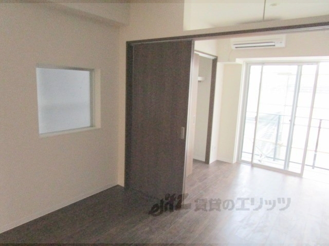 居室・リビング　居室