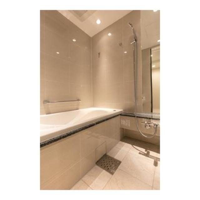 バス・シャワールーム　※写真は同タイプ住戸です。