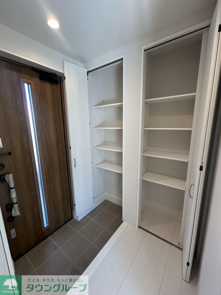 玄関　タウンハウジング仙川店まで♪