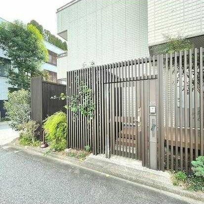 エントランス　パークサイド有栖川