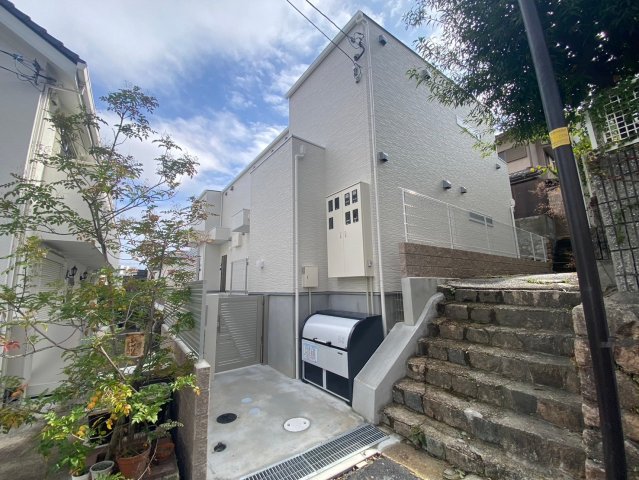 エントランス　建物の内部です