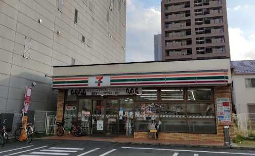 コンビニ　セブンイレブン 名古屋千代田3丁目店（コンビニ）まで400m