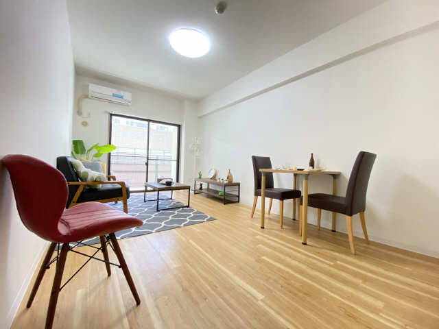 エントランス　モデルルーム