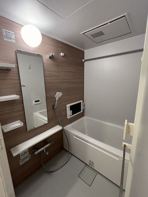 バス・シャワールーム