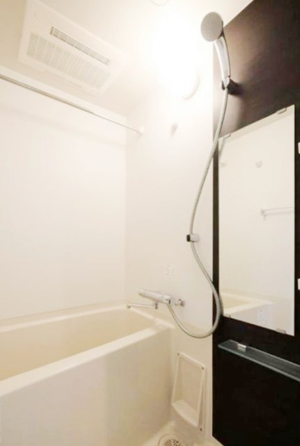 バス・シャワールーム　別部屋同仕様タイプ