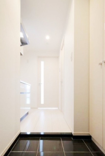 玄関　別部屋同仕様タイプ