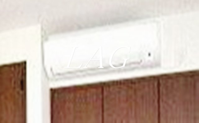 その他　エアコン付です。