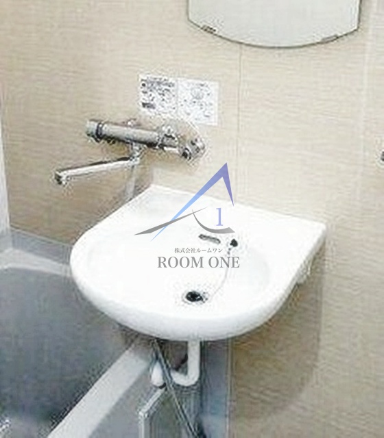 洗面設備　洗面台です。