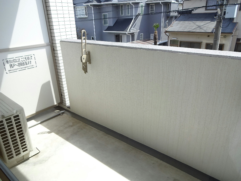 バルコニー　ベランダ