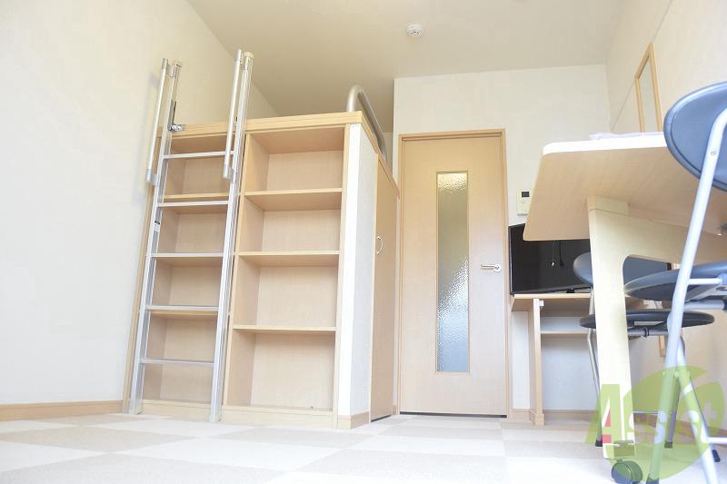 居室・リビング　収納がたくさんあります！！