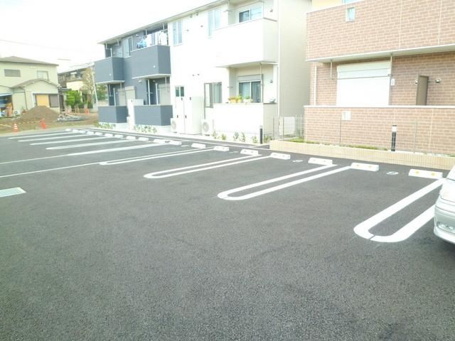 駐車場　敷地内駐車場