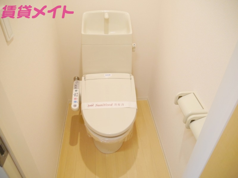 トイレ　別部屋参考写真です