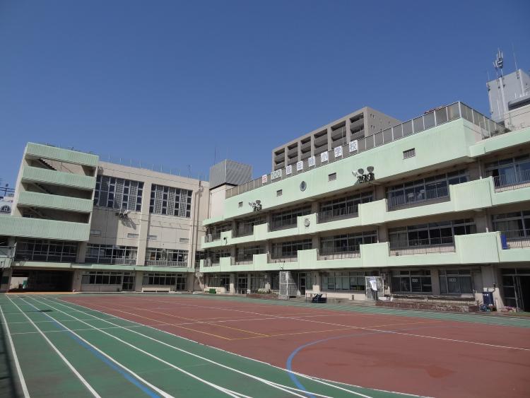 小学校　墨田区立緑小学校（小学校）まで250m