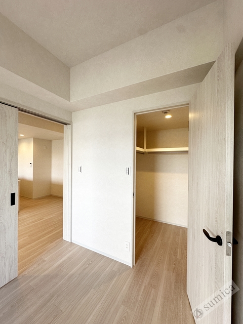 収納　ウォークインクローゼットにたっぷり収納♪♪