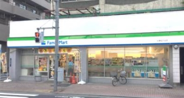 コンビニ　ファミリーマート台東松が谷店（コンビニ）まで153m