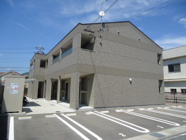 建物外観　外観写真（昼）