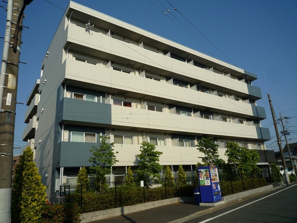 建物外観　落ち着いた雰囲気の外観です