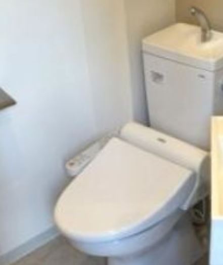 トイレ　★温水洗浄便座★